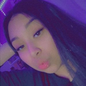 Meet your Posher, Verenice